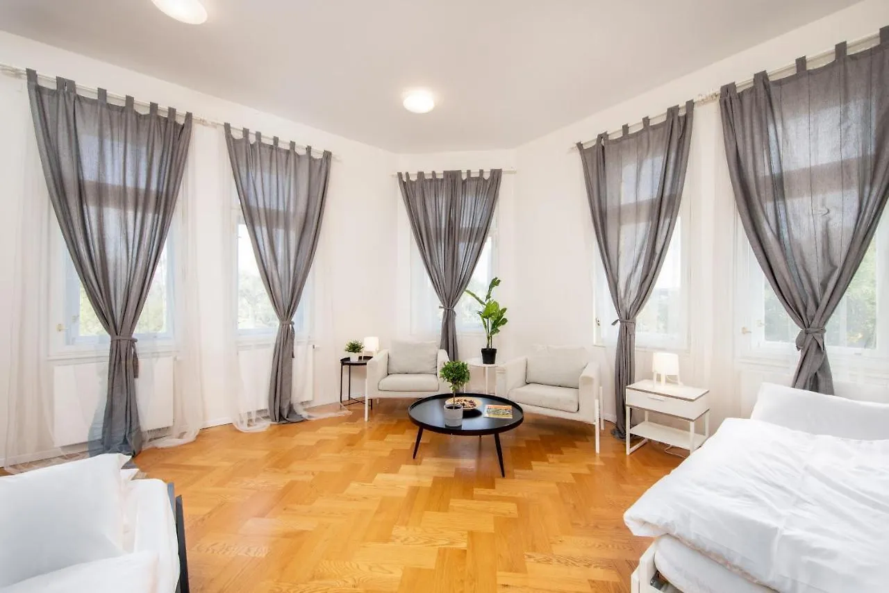 Prague Park Residence Karlin