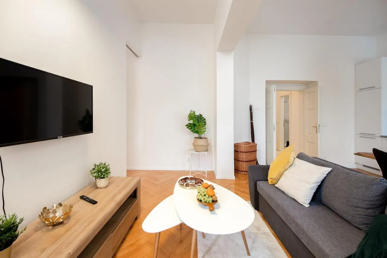 Apartment Prague Park Residence Karlin