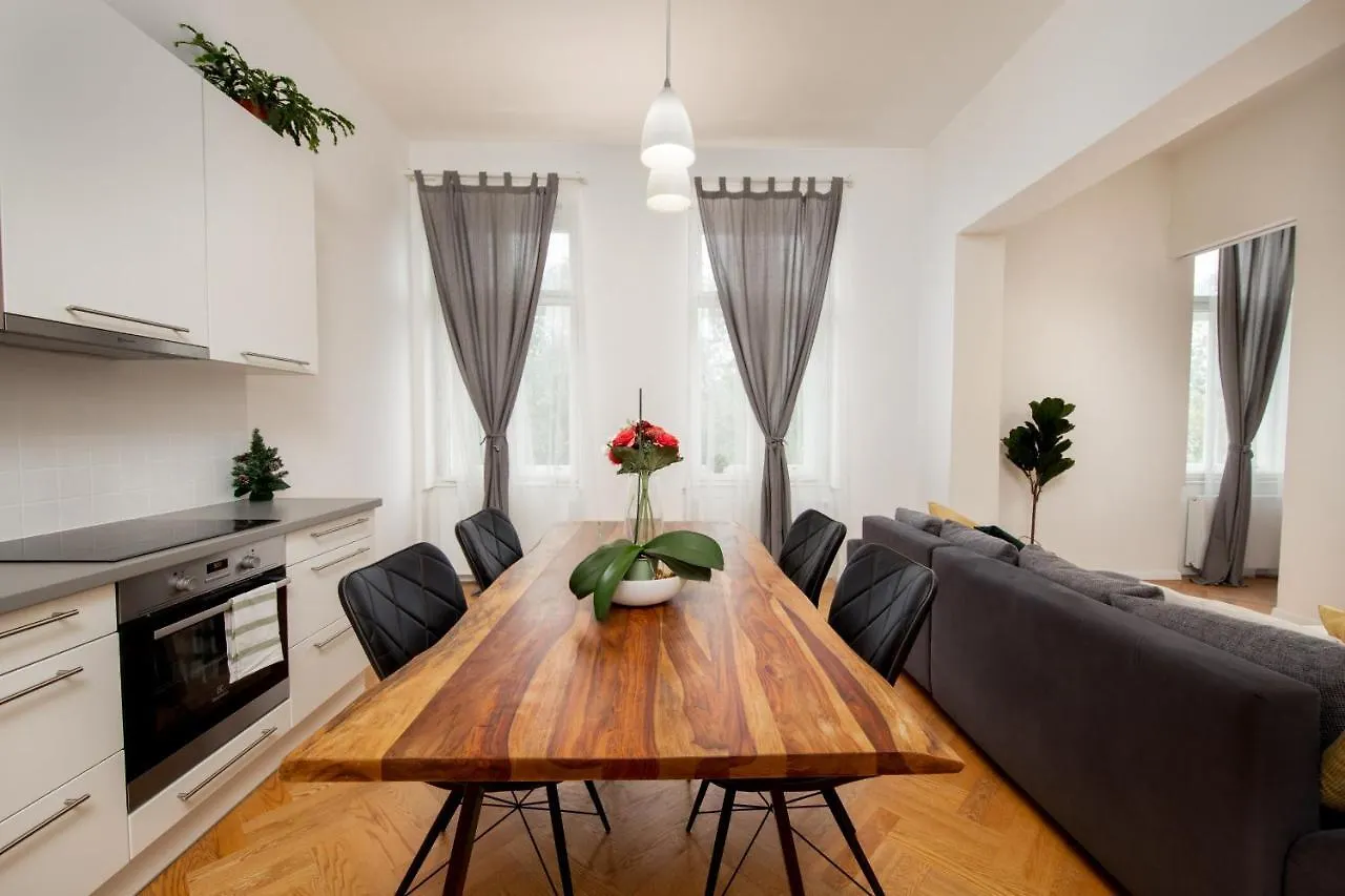 Prague Park Residence Karlin 0*,