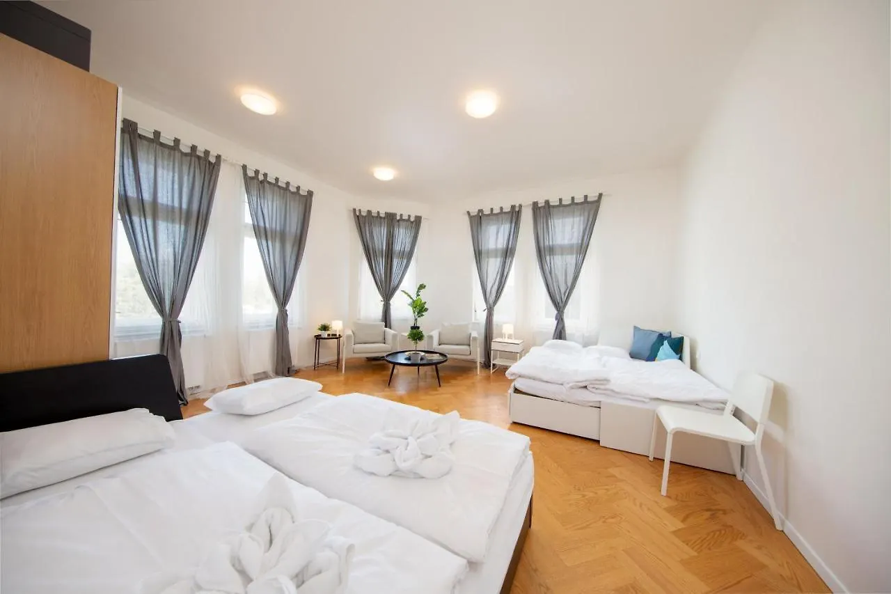 Prague Park Residence Karlin Apartment