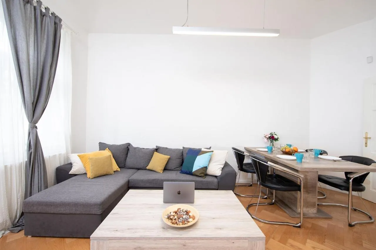 Prague Park Residence Karlin contacts